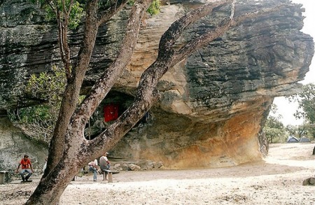 Parte Frontal da  igreja pedra